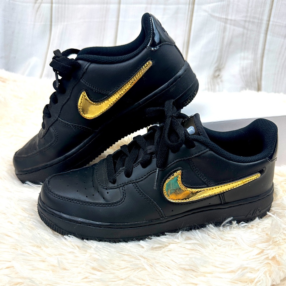 Nike Air Force 1 Black Metallic Gold Removable Swoosh, Youth boys 6.5